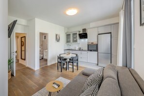 Deluxe Apartment, Balcony | In-room safe, desk, blackout drapes, soundproofing - Finn Luxury Rooms (Split)