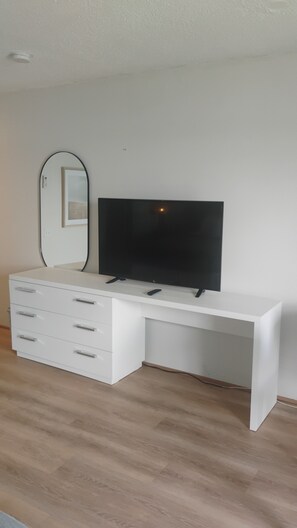 Interior - Beach Front 1-bedroom apartment in Isla Verde Beach with WiFi, AC, Game Room (Isla Verde)