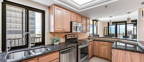 Fridge, microwave, oven, stovetop
