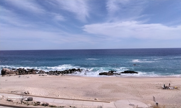 Beach/ocean view