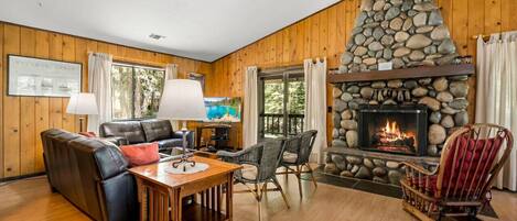 TV connectée, cheminée