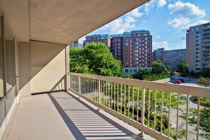 Comfort appartement, 2 slaapkamers, balkon | Uitzicht op de stad