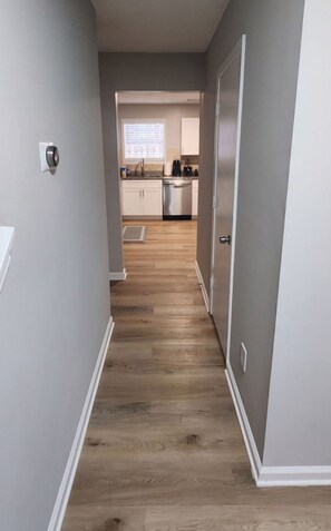 Cookware/dishes/utensils