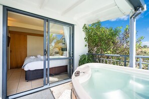 Superior Chalet, 1 Bedroom, Hot Tub, Sea View | Terrace/patio - Palm Beach Chalets (Waiheke Island)