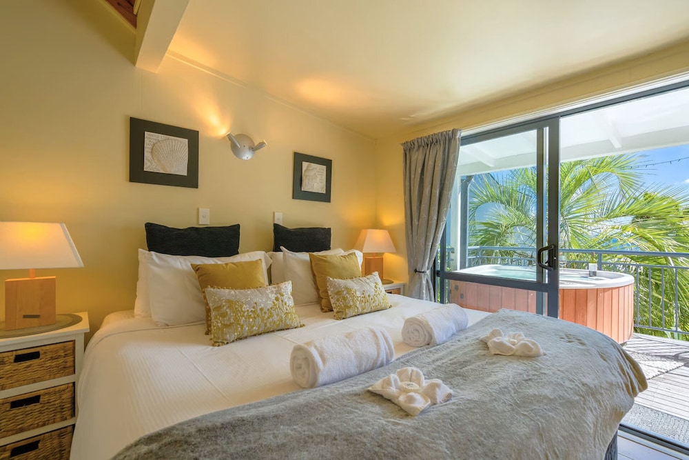Palm Beach Chalets 5