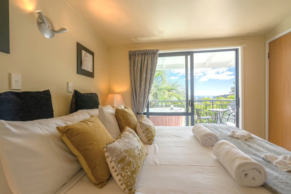 Palm Beach Chalets 4