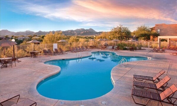 Pool - Oro Valley | Family Desert Base | Pool + Hot Tub | 2BR Condo (Oro Valley)