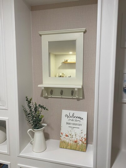 Gertie's Nook: Charming Private Studio Space close to everything!