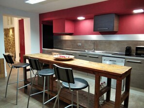 Fridge, microwave, oven, dishwasher