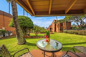 Deluxe Condo, Lanai | Lanai