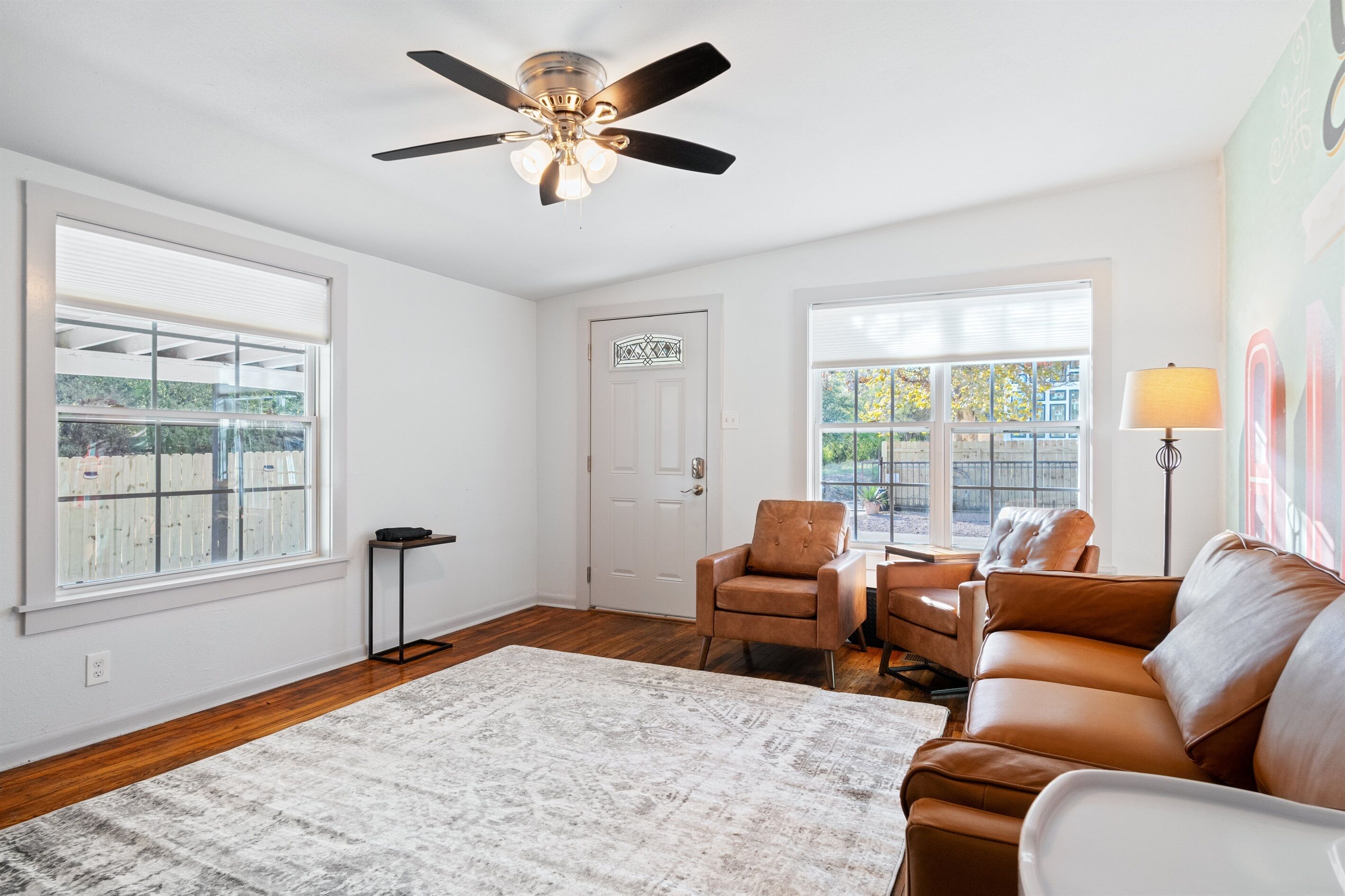 智能電視、足球機