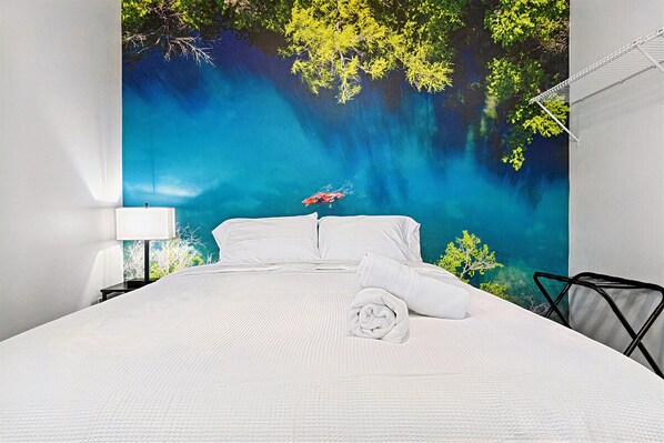 8 chambres, fer et planche à repasser, lit parapluie, Wi-Fi gratuit