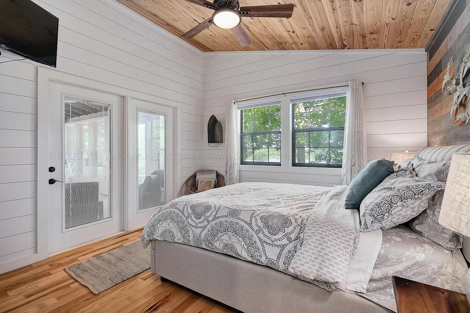 2 chambres, fer et planche à repasser, Wi-Fi gratuit, draps fournis