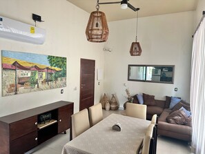 Standardzimmer | Wohnbereich | Fernseher