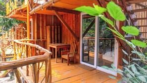 Deluxe Room, 1 King Bed, Balcony | Free WiFi, bed sheets - Ati Hostel & Beach Club  (San Marcos La Laguna)