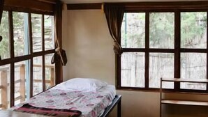 Habitación familiar | Wifi gratis y ropa de cama 