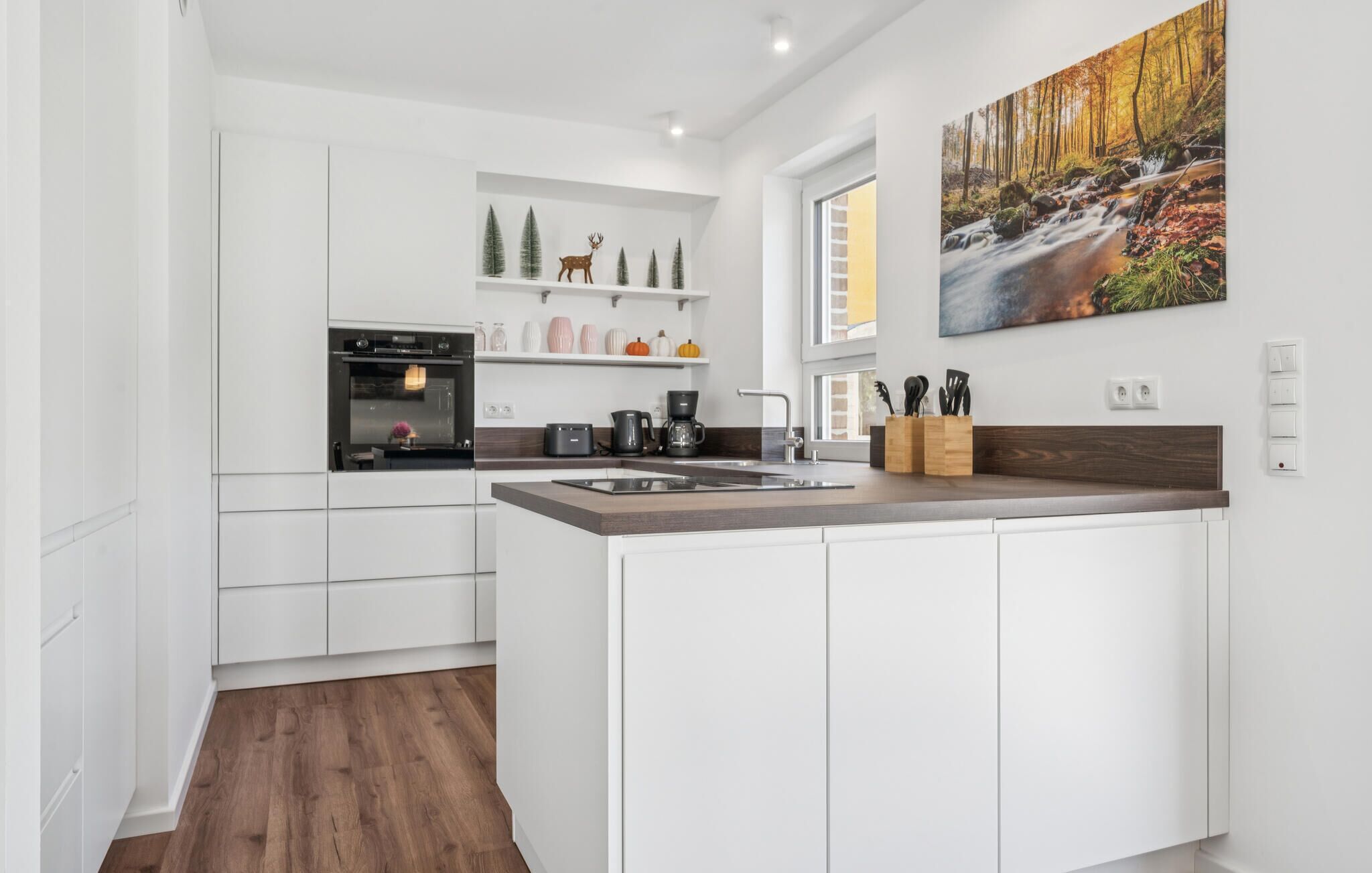 Kühlschrank, Herdplatte, Geschirrspüler