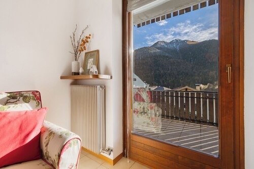 Apartment 'La Finestra Sui Monti' with Mountain View and Shared Terrace