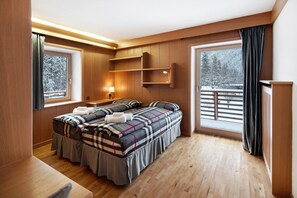 2 quartos, Wi-Fi de cortesia, roupa de cama