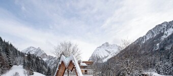 Guest House 'Canazei' 200m from Canazei Cable Car with Mountain Views