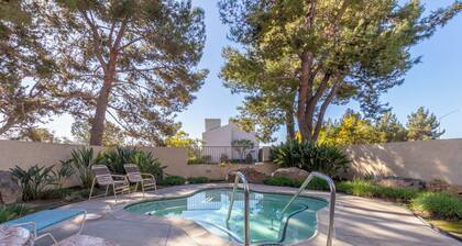 Golfcrest Getaway, Foosball, Near UC SD, King Beds, Jacuzzi, Fits 6 Guest, 2 BDS