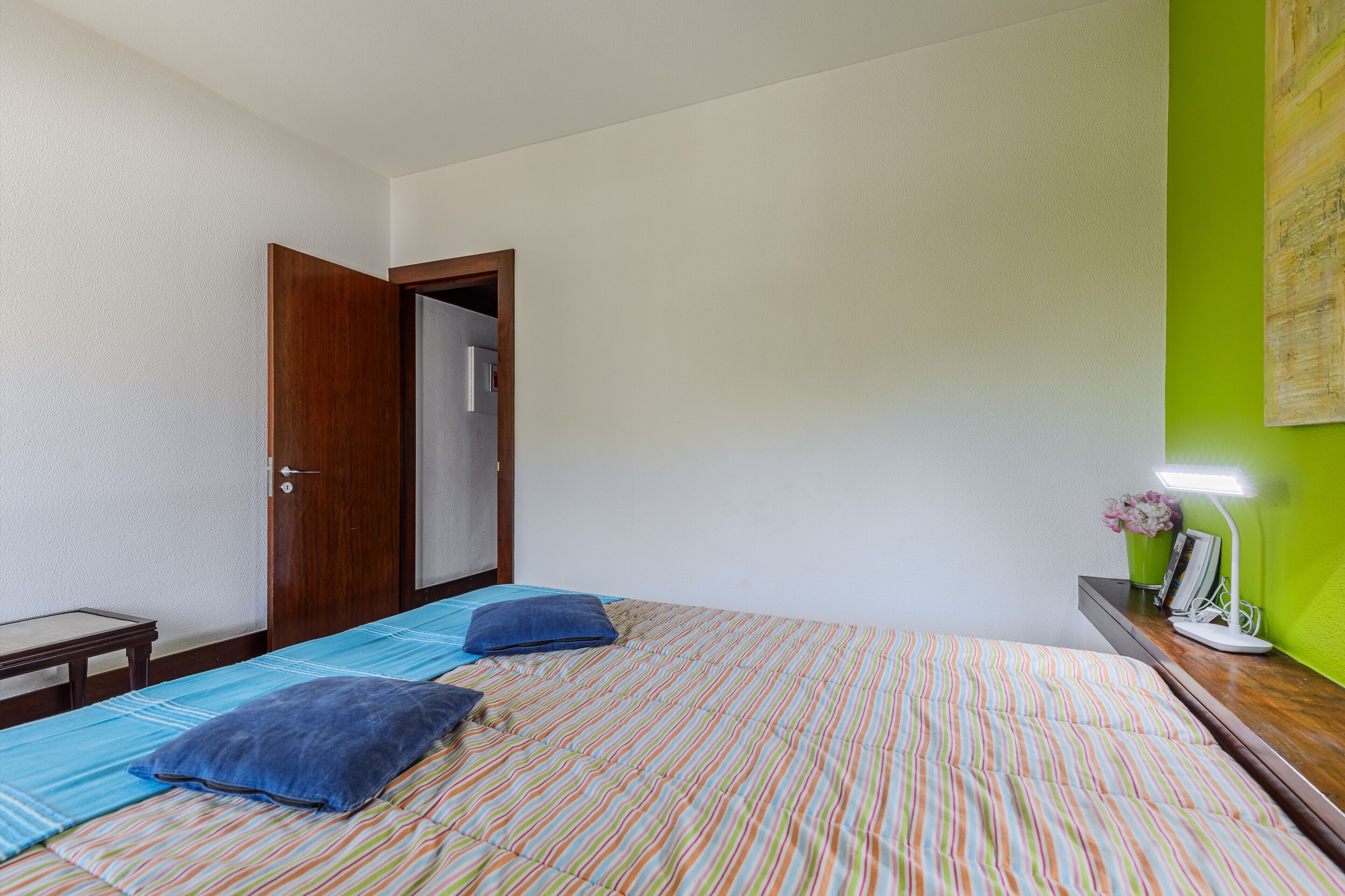 1 soverom, strykejern/-brett og sengetøy