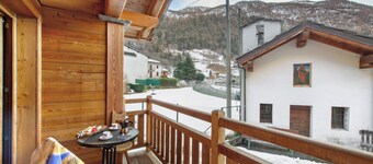 Apartment 'Le Cervin' with Balcony and Wi-Fi