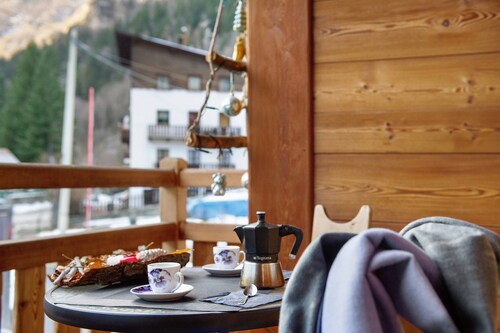 Appartamento 'Le Cervin' con balcone e Wi-Fi