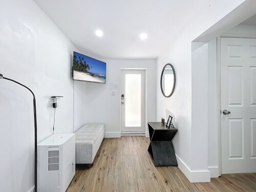 Cozy Studio Apartment with BBQ Grill Minutes from Fort Lauderdale Airport