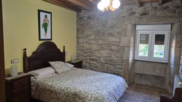 3 slaapkamers, gratis wifi, beddengoed