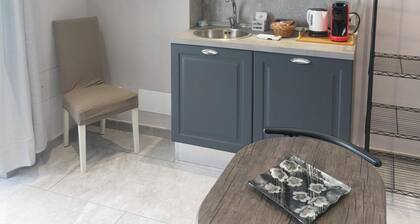 Apartment 'Fede's Home' with Private Terrace, Wi-Fi and Air Conditioning