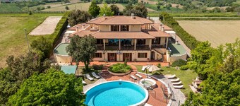 Fantastisk hjem i Gualdo Cattaneo (PG)