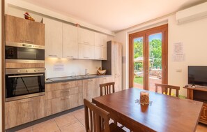 Geladeira, lava-louças