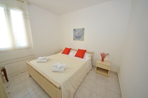 2 chambres, Wi-Fi gratuit, draps fournis