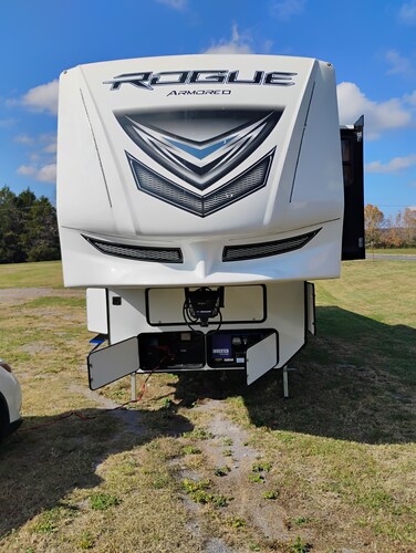 Cozy RV in charming Woodbury with WiFi, AC