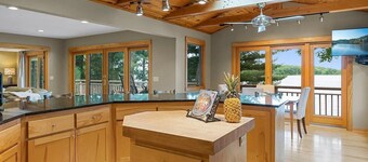 Woodsy Waterfront Retreat on Gorgeous Balsam Lake