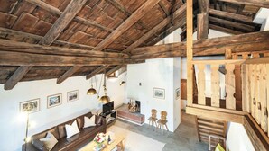 行政顶层房 | 笔记本电脑工作区、遮光窗帘、隔音、免费 WiFi