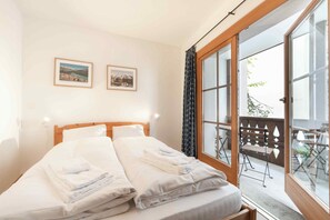 Appart'hôtel Deluxe, 1 chambre, balcon, rez-de-chaussée | Décoration personnalisée, ameublement personnalisé