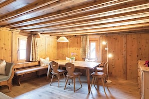 Penthouse Executive | Matservice på rummet