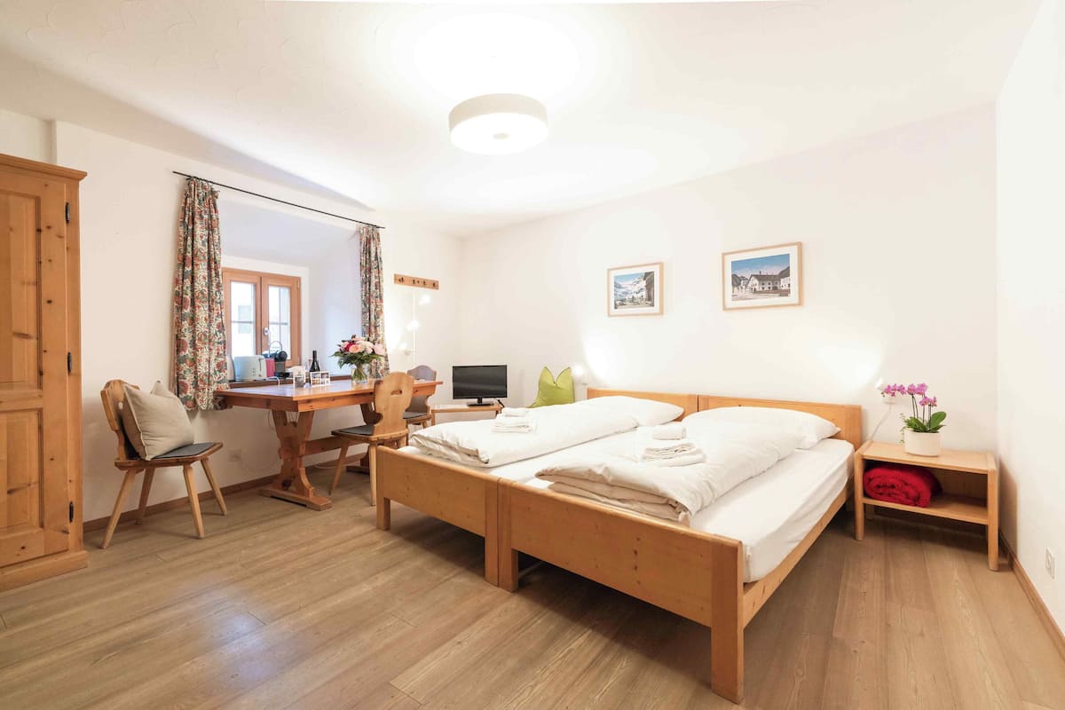 2 camere, con stile personalizzato, con arredamento individuale