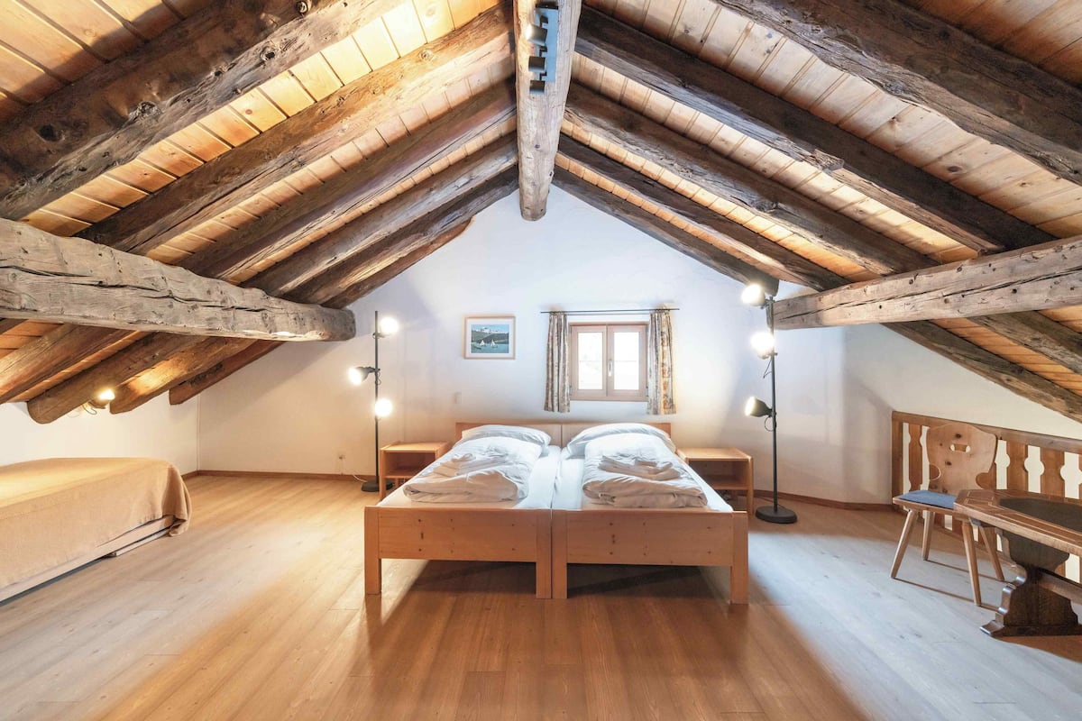 2 camere, con stile personalizzato, con arredamento individuale