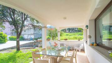 Ristorazione all'aperto