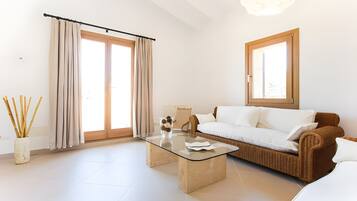 TV, DVD player, stereo