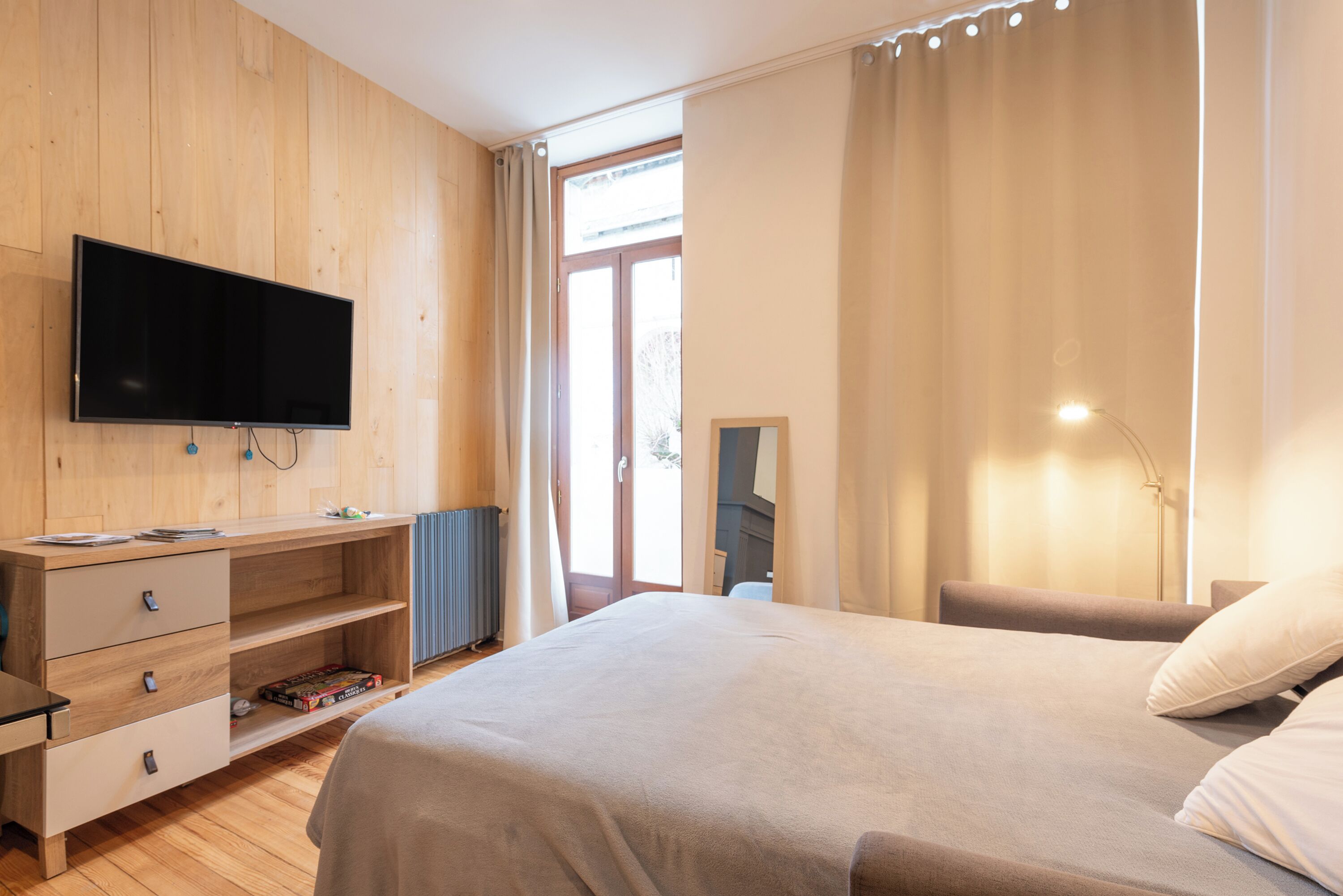 Wi-Fi gratuit, draps fournis