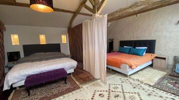 1 bedroom, iron/ironing board, bed sheets