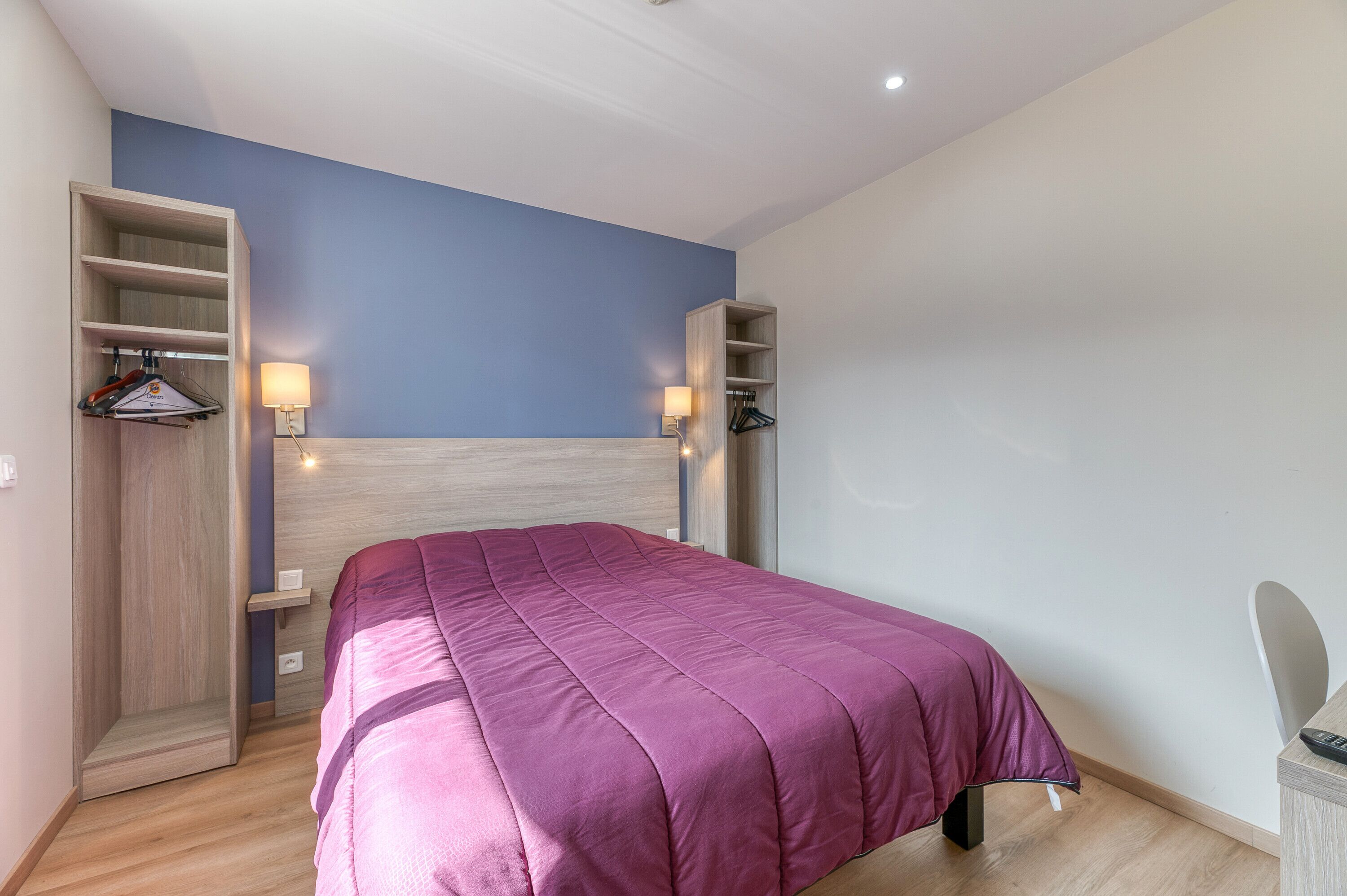 1 chambre, accès au Wi-Fi (inclus), literie fournie