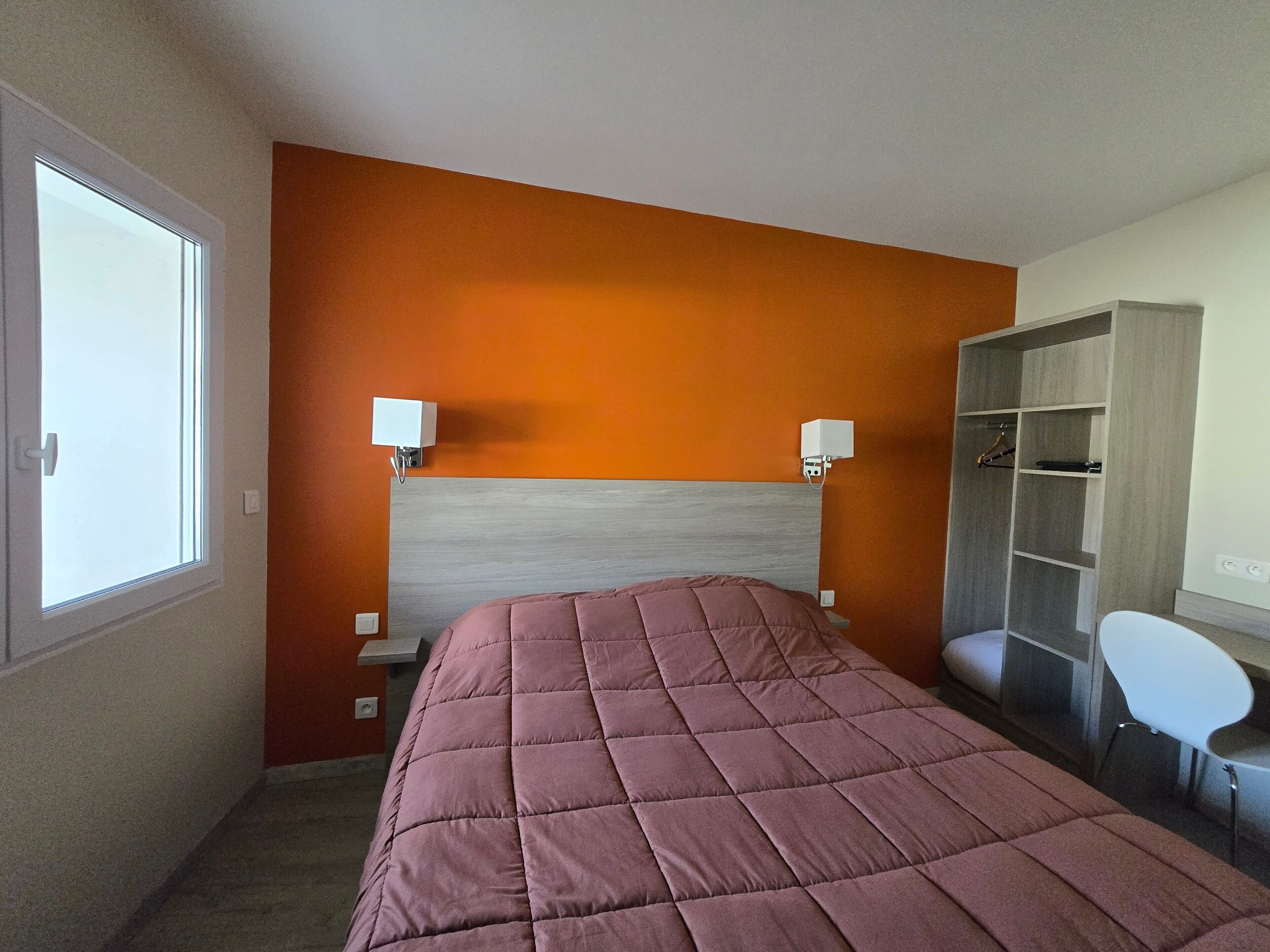 1 bedroom, free WiFi, bed sheets