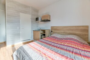 1 間睡房、免費 Wi-Fi