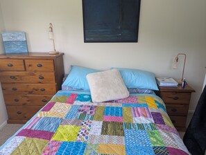 2 bedrooms, iron/ironing board, WiFi, bed sheets - Serenity, Comfort and Peace in the gorgeous Marlborough Sounds (Mahau Sound)