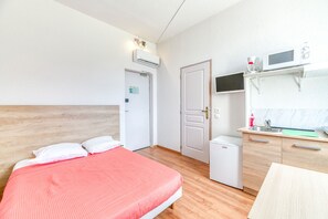 1 bedroom, free WiFi, wheelchair access